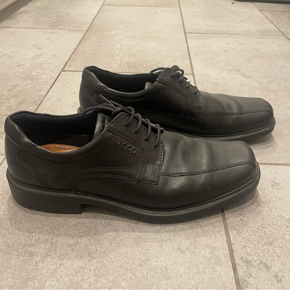ECCO Men's Helsinki Bike Toe Oxfords (Black)